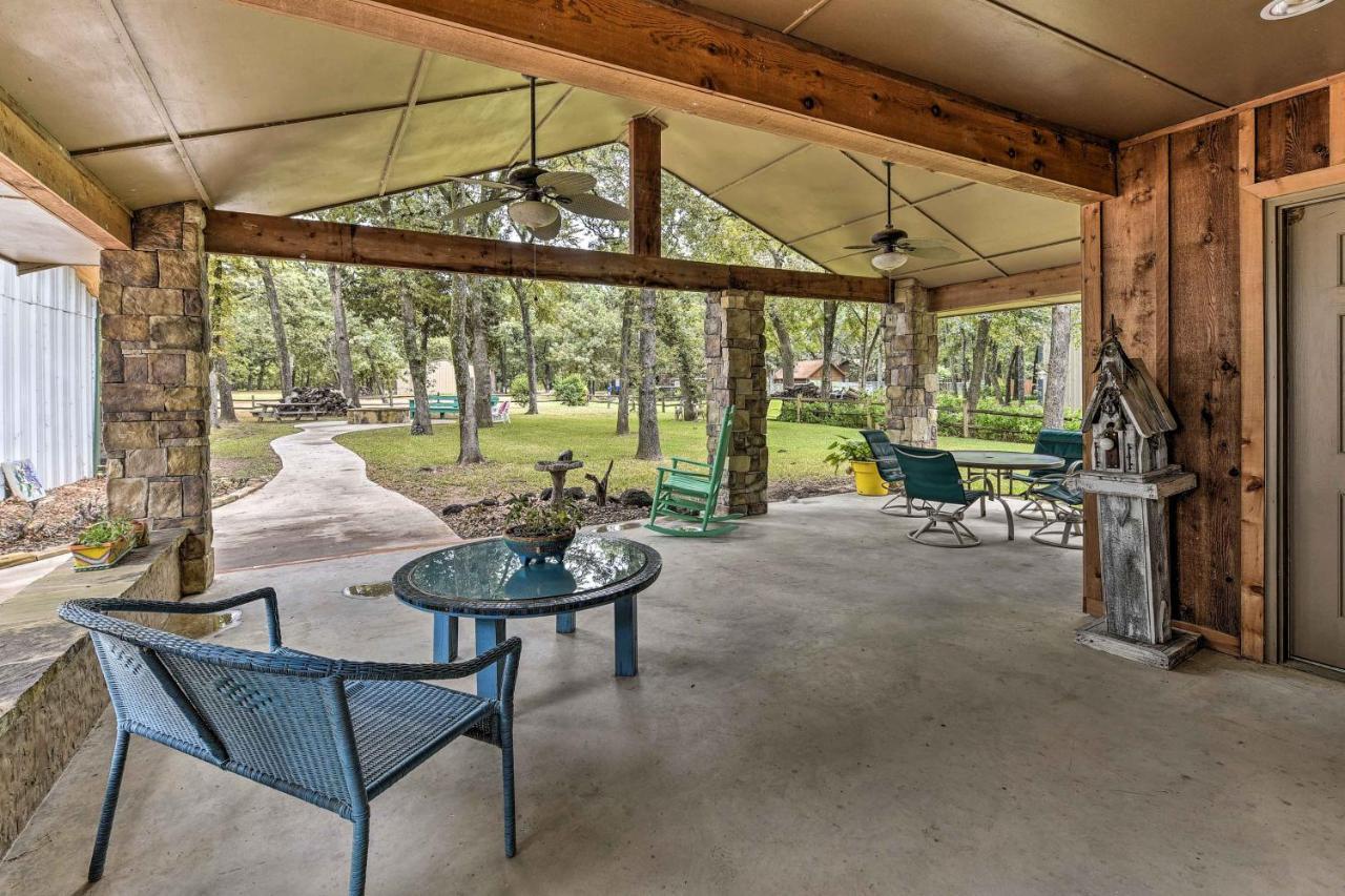 Kingston House With Fire Pit, Short Walk To Lake! Exteriér fotografie